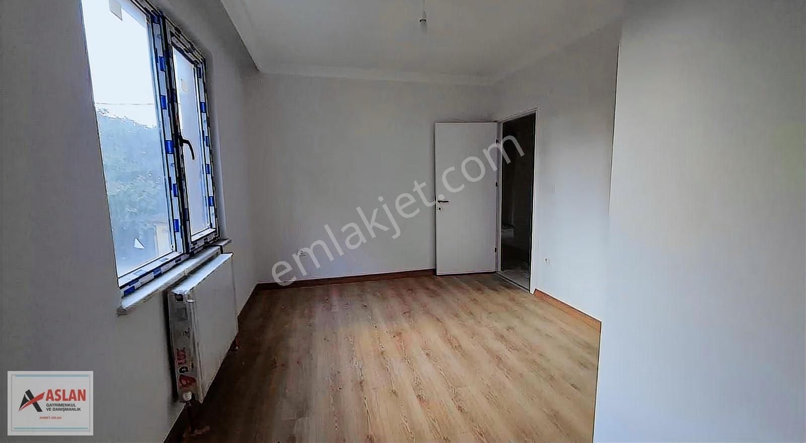 Çengelköy Bahçelievlerde Sitede K.otopark 2+1 Satılık Daire - Görsel 23