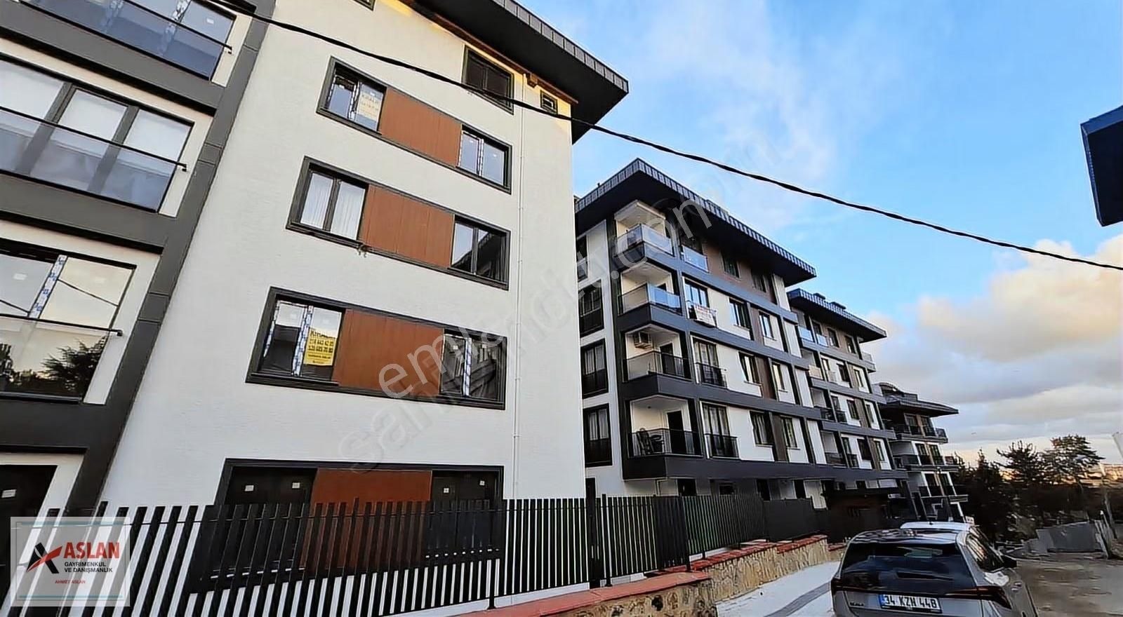 Çengelköy Bahçelievlerde Sitede K.otopark 2+1 Satılık Daire - Görsel 17