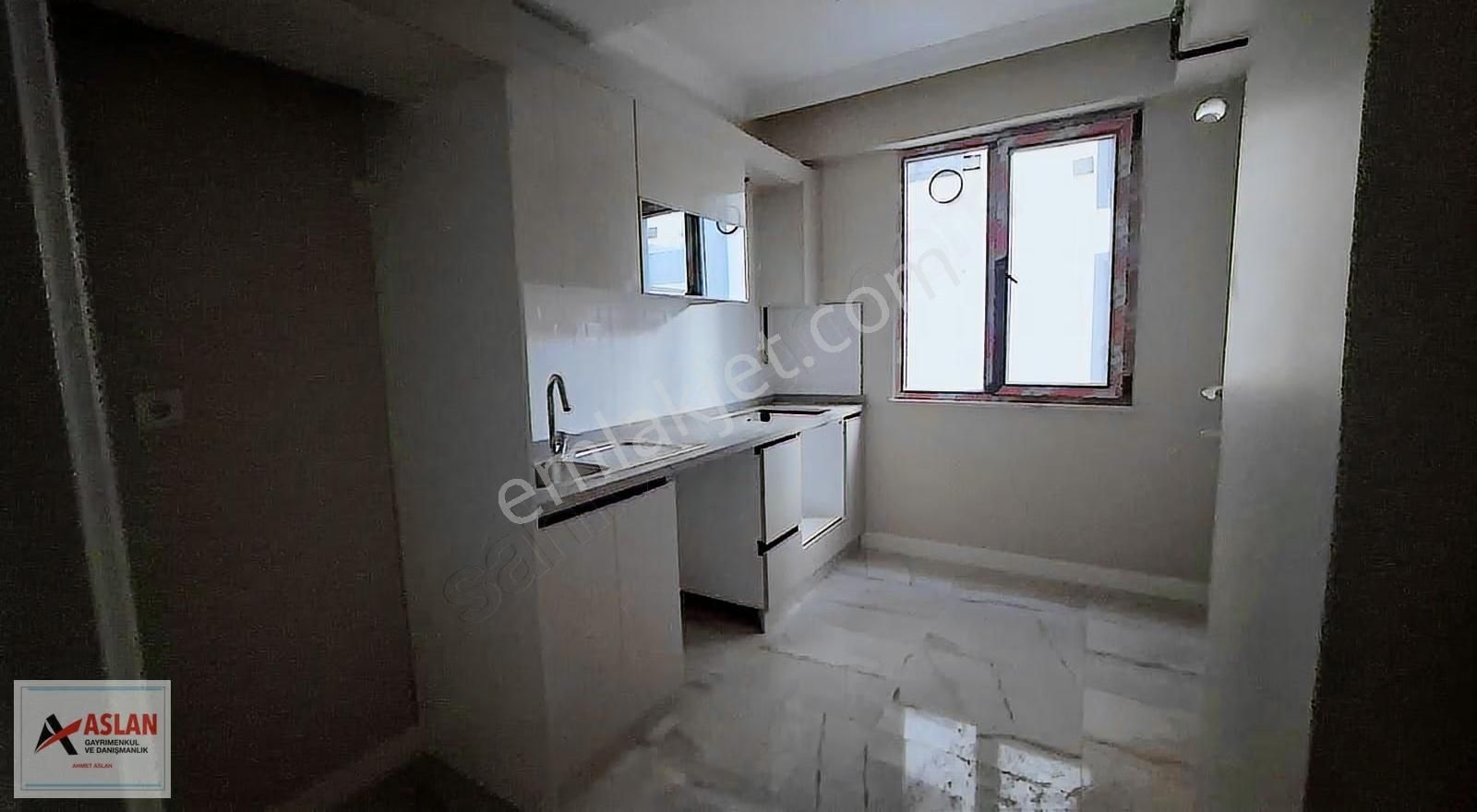 Çengelköy Bahçelievlerde Sitede K.otopark 2+1 Satılık Daire - Görsel 18