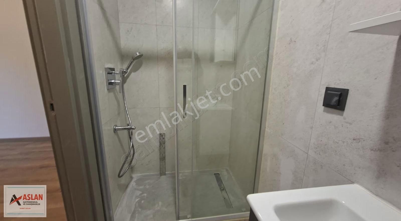Çengelköy Hasbahçe Sitesinde 2+1 Lüks Sıfırarakat Daire... - Görsel 8