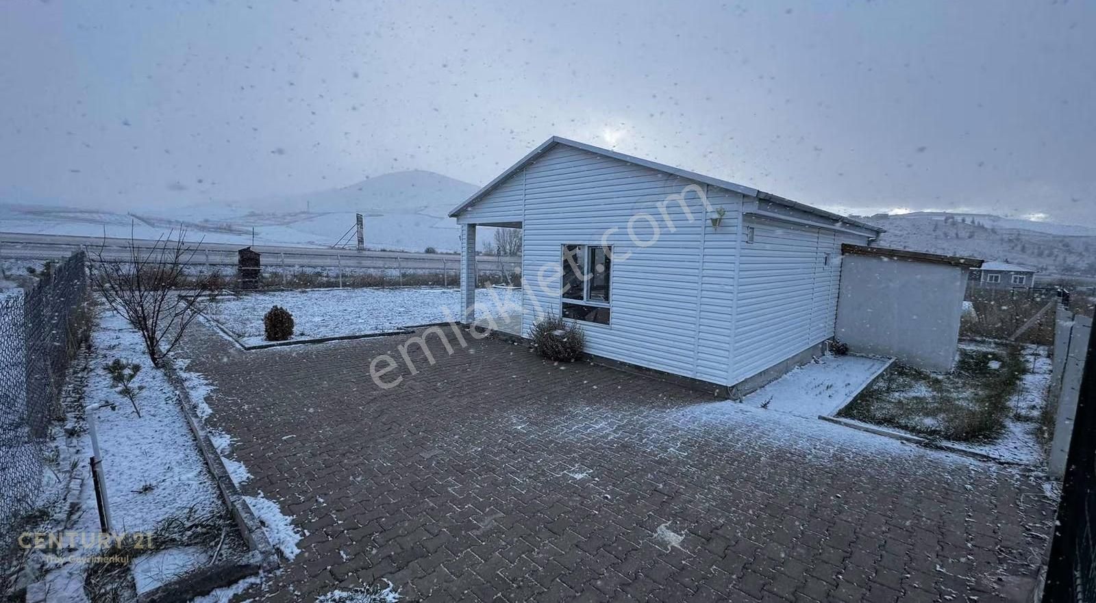 Site İçi Ana Yol Kenarı Beynamda 2+1 Müstakil Ev - Görsel 16