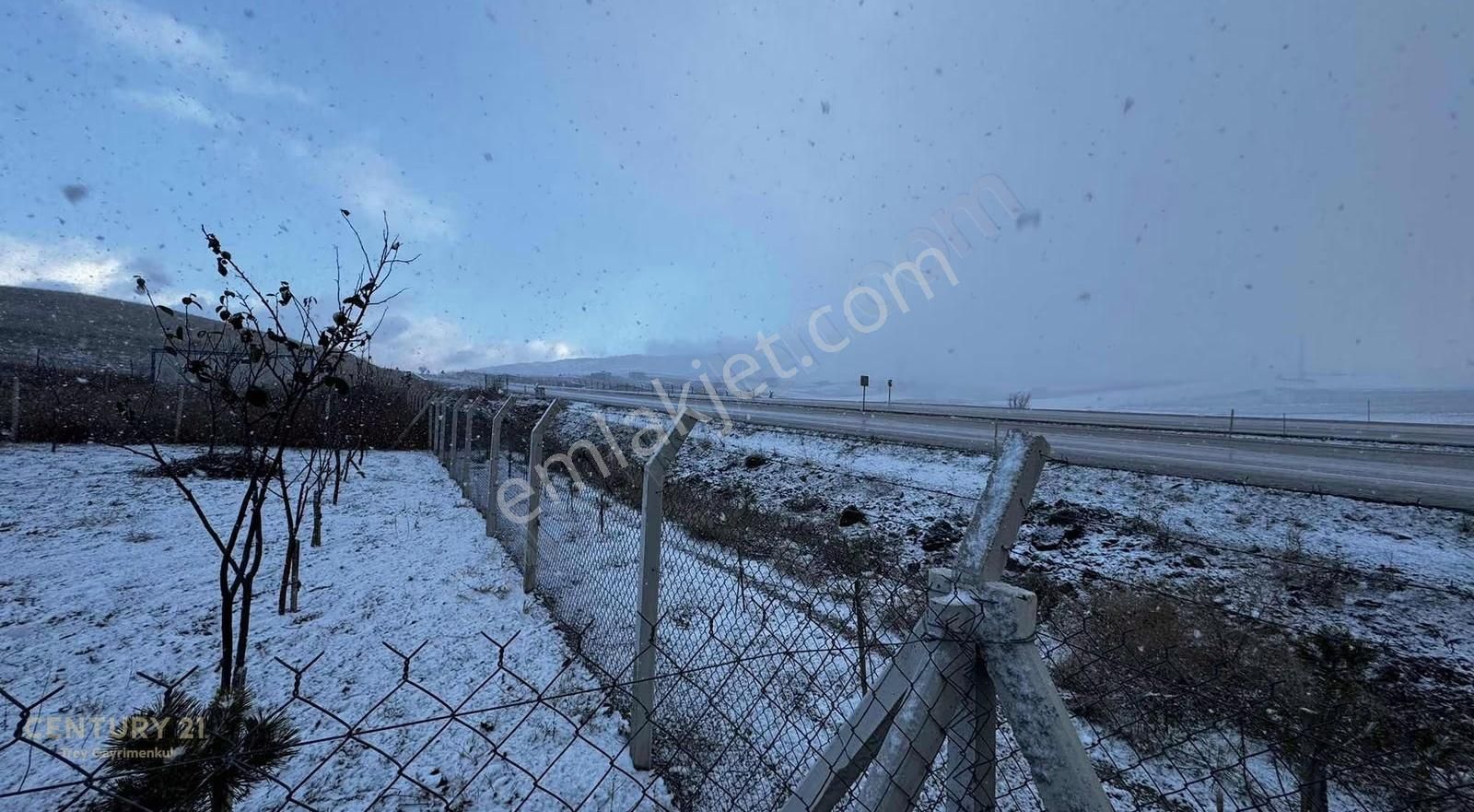 Site İçi Ana Yol Kenarı Beynamda 2+1 Müstakil Ev - Görsel 2