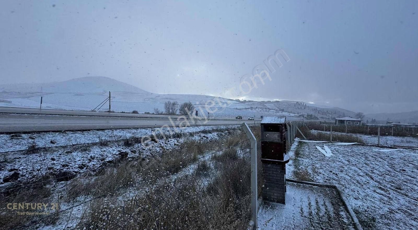 Site İçi Ana Yol Kenarı Beynamda 2+1 Müstakil Ev - Görsel 7