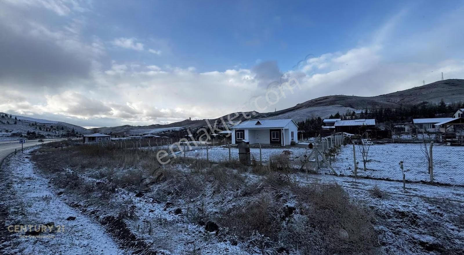 Site İçi Ana Yol Kenarı Beynamda 2+1 Müstakil Ev - Görsel 6