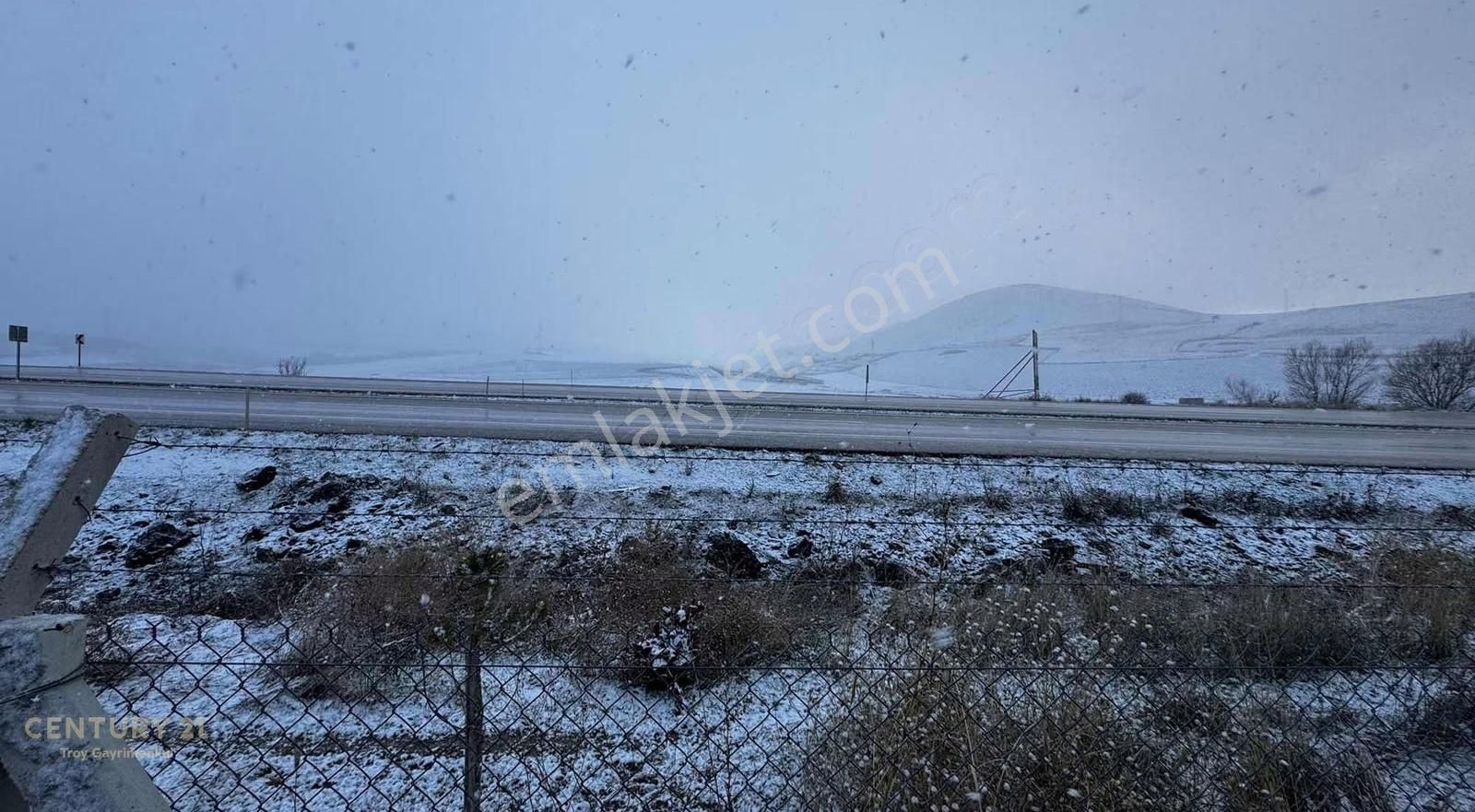 Site İçi Ana Yol Kenarı Beynamda 2+1 Müstakil Ev - Görsel 30