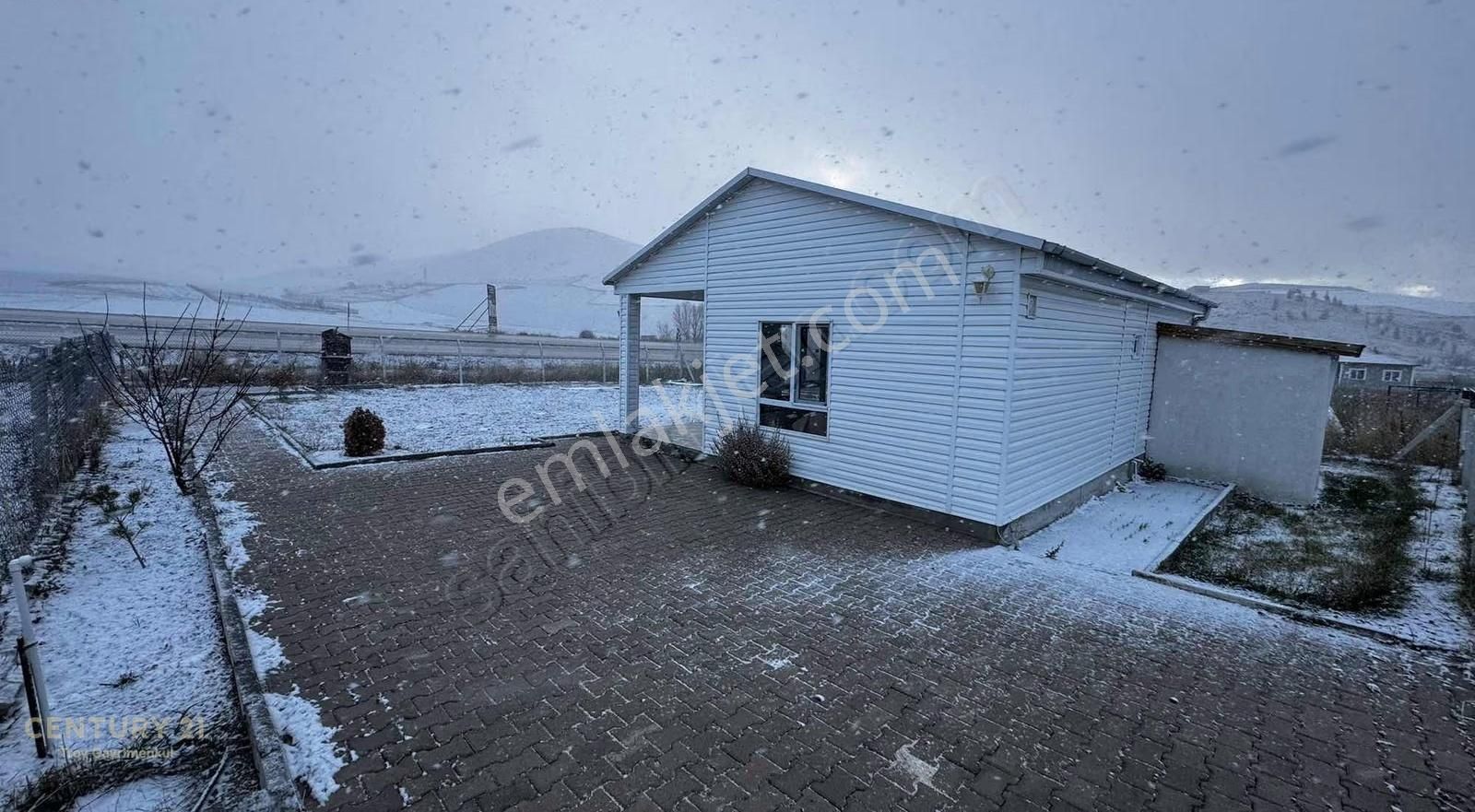 Site İçi Ana Yol Kenarı Beynamda 2+1 Müstakil Ev - Görsel 23