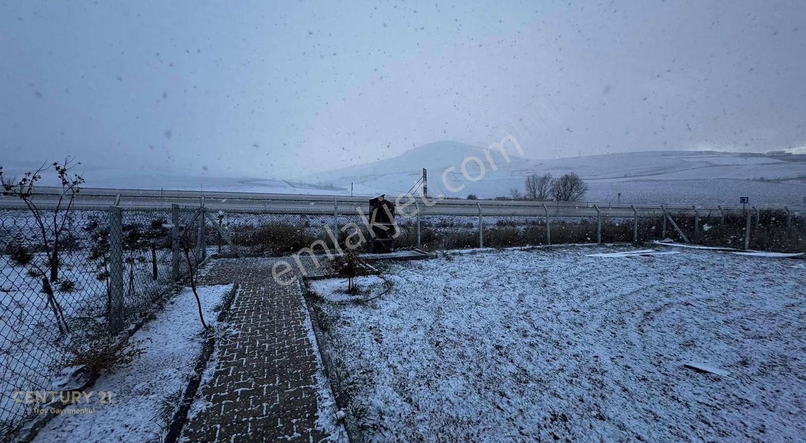 Site İçi Ana Yol Kenarı Beynamda 2+1 Müstakil Ev - Görsel 24