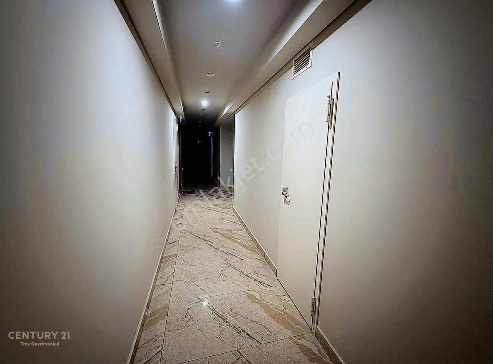 Sinpaş Marinada Eşyalı Büyük Tip 1,5+1 Kiralık Daire - Görsel 19