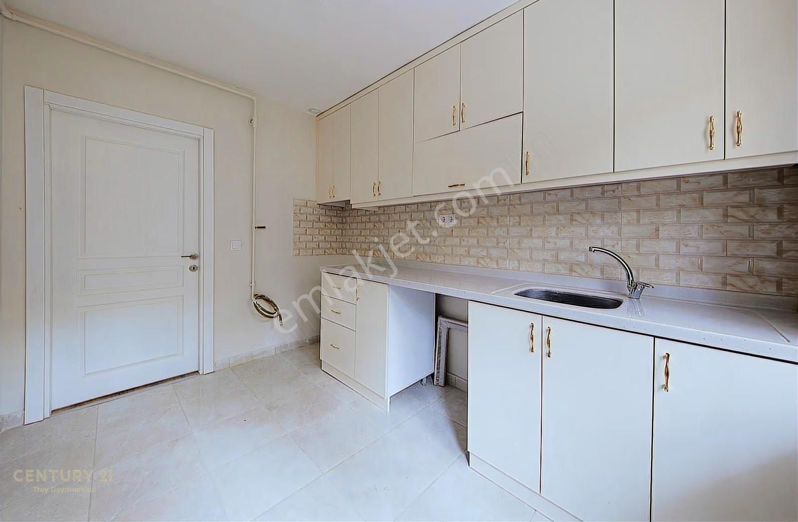 Emek'te...hayatın Merkezinde Yenilenmiş Engelsiz 3+1 Daire... - Görsel 18