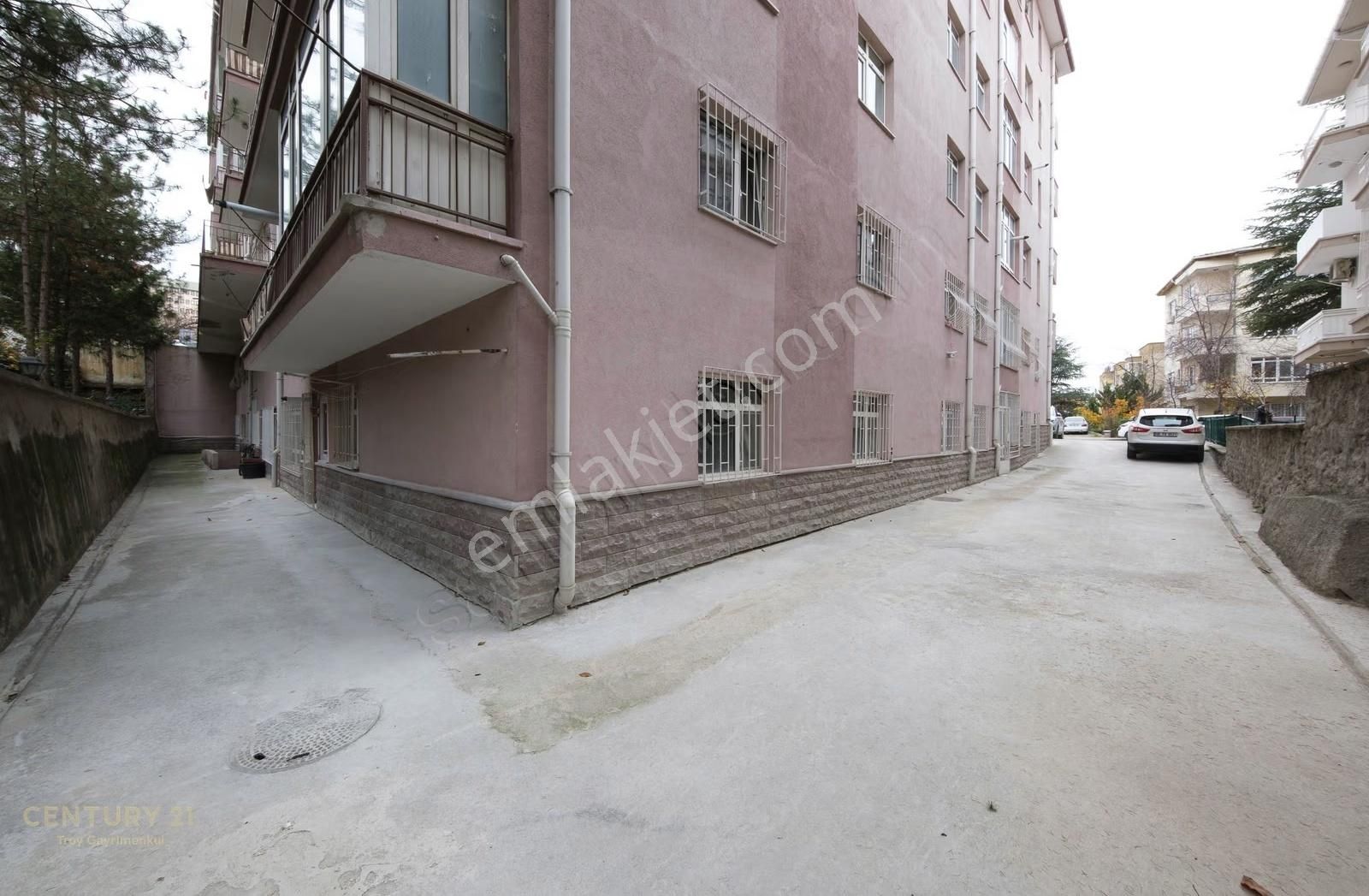 Emek'te...hayatın Merkezinde Yenilenmiş Engelsiz 3+1 Daire... - Görsel 12