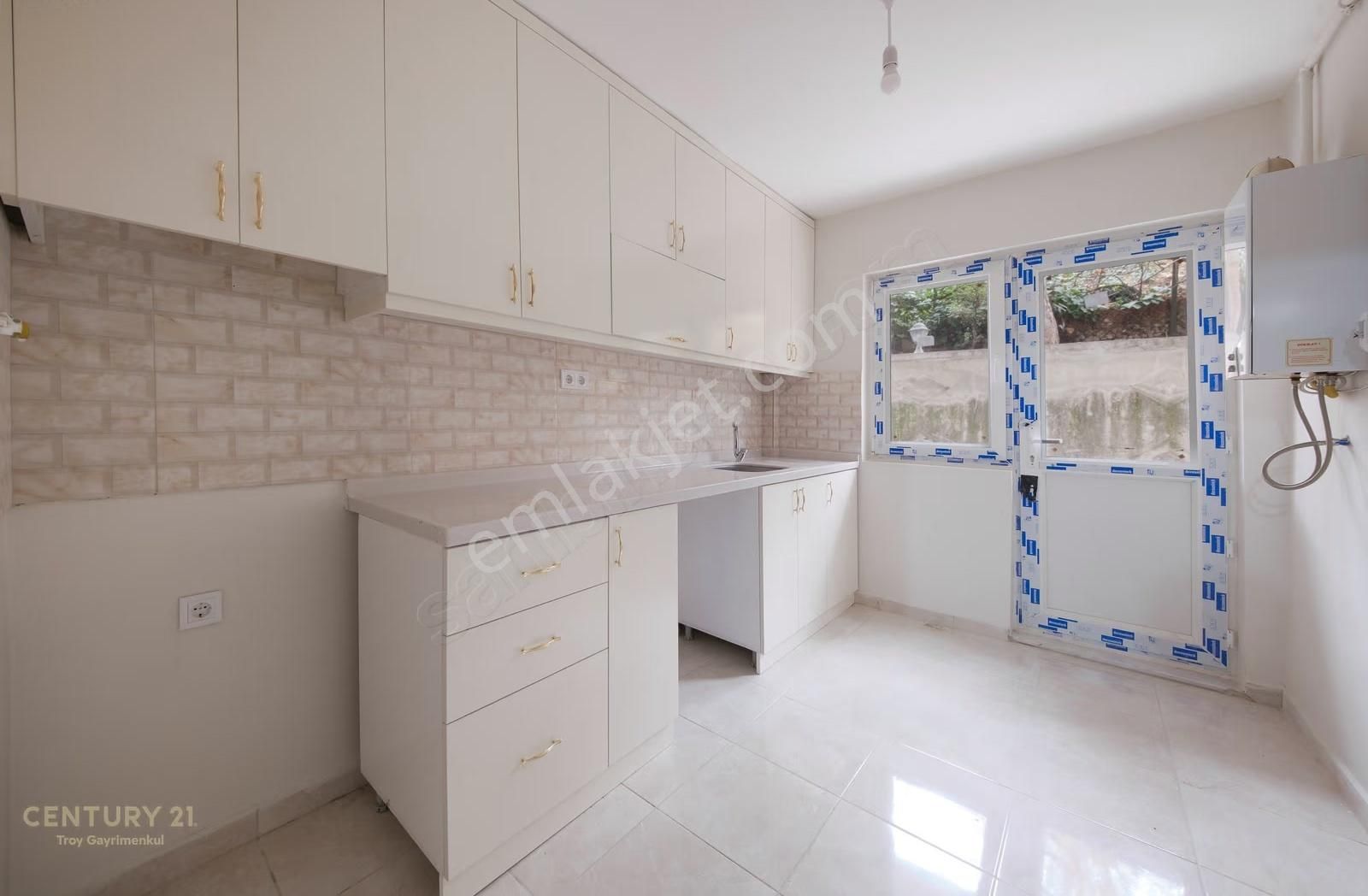 Emek'te...hayatın Merkezinde Yenilenmiş Engelsiz 3+1 Daire... - Görsel 19