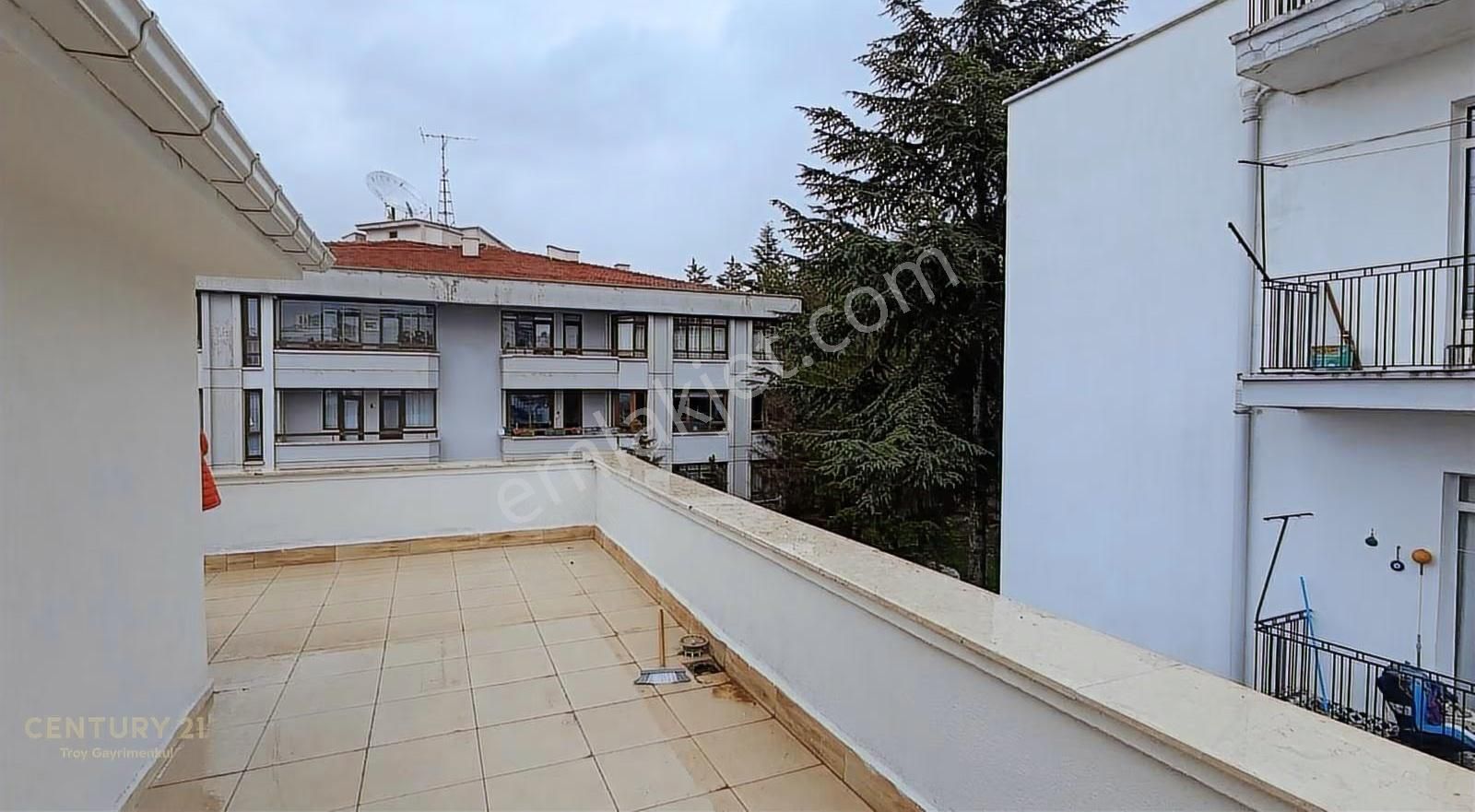 Atakule Ve Seğmenler Yakını Panoramik Manzaralı 3+1 Teras Daire - Görsel 2