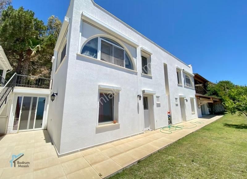 Turgutreis'te Bahçe İçinde Deniz Manzaralı Tam Müstakil Villa - Görsel 5