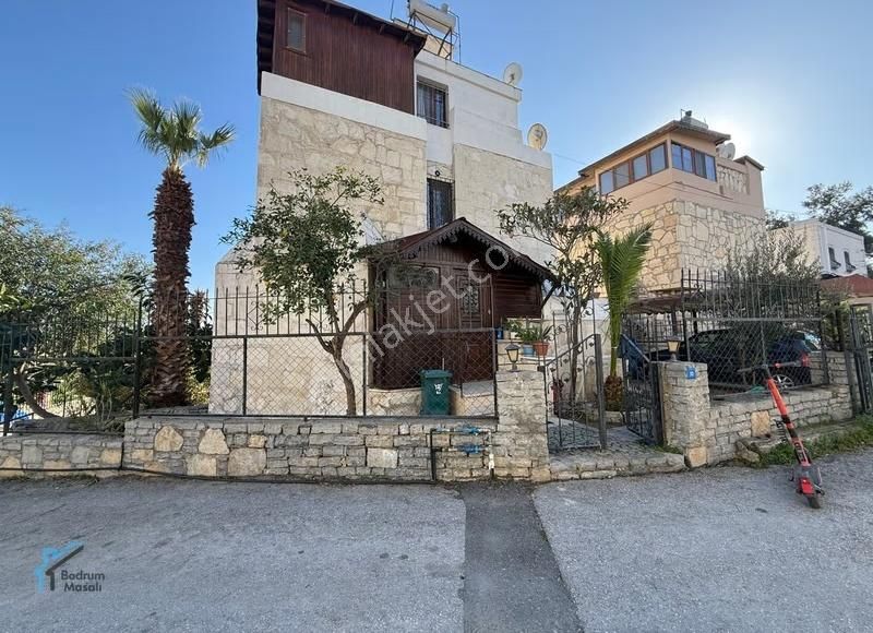 Bitez'e Nazır Müstakil Tadında Tek Tapu İki Daire