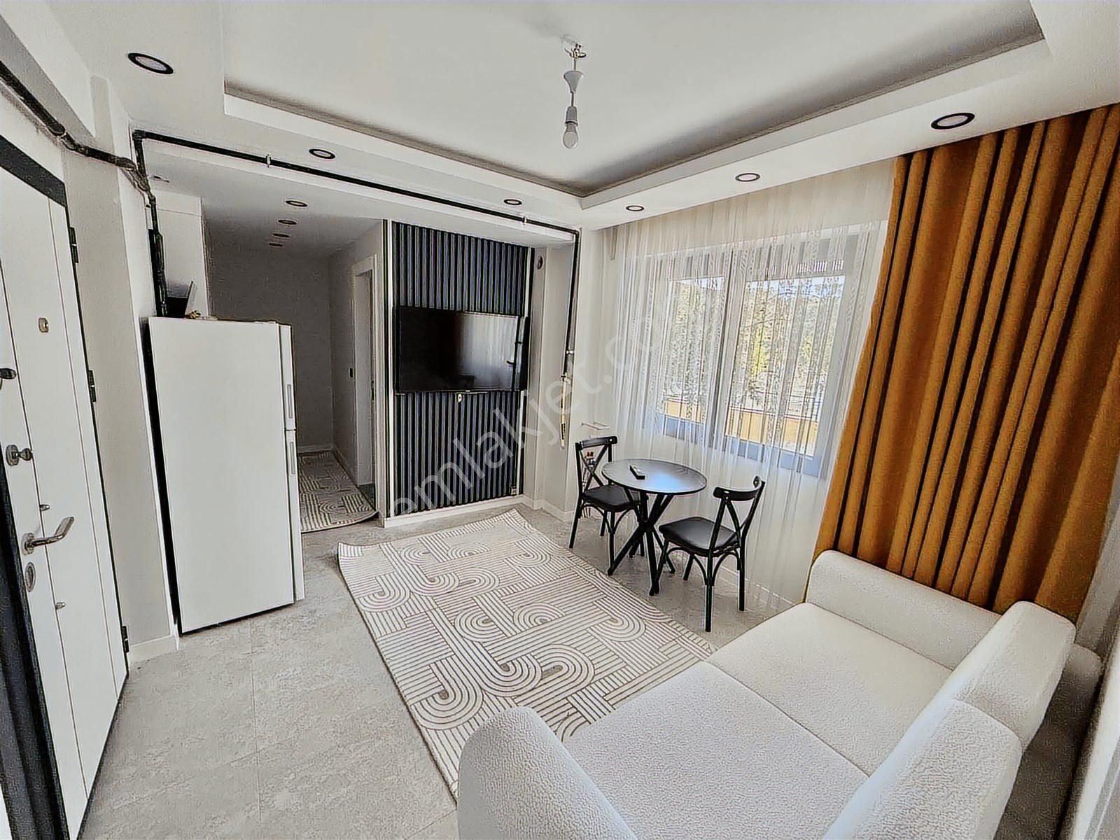 Karaman Mahallesi'nde Yeşil Alan Cepheli Satılık Apart - Görsel 2