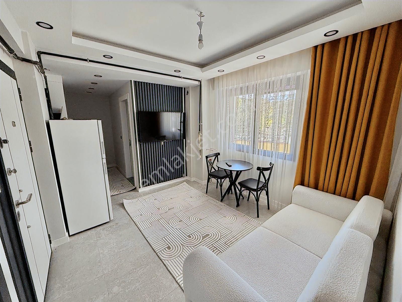 Karaman Mahallesi'nde Yeşil Alan Cepheli Satılık Apart