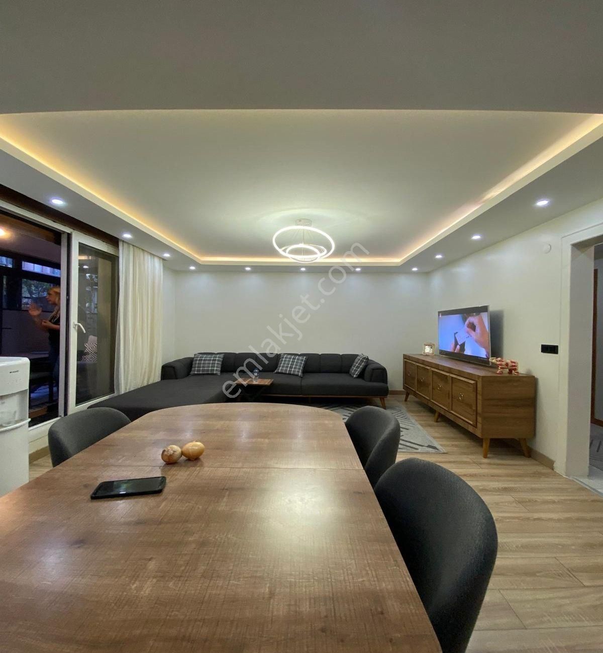 Müslüm Emlaktan Denizköşklerde 2+1 Lüx Kış Bahçeli Satılık Daire