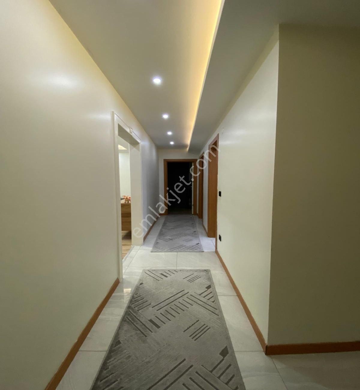 Müslüm Emlaktan Denizköşklerde 2+1 Lüx Kış Bahçeli Satılık Daire - Görsel 11