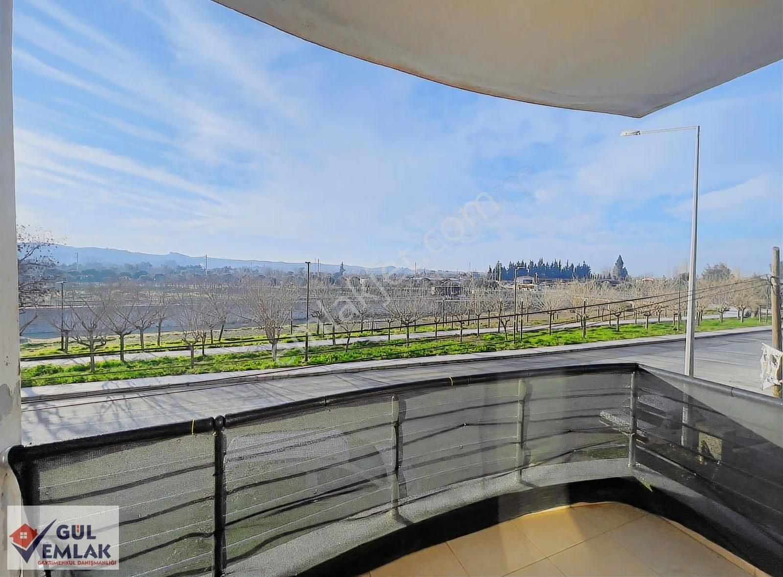 İzmir Seferihisar Prestijli Konumda Manzaralı 3+1 Daire - Görsel 14