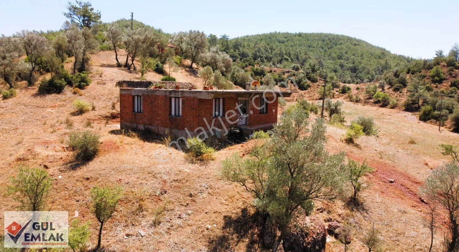 Seferihisar Orhanlı'da Resmi Yol Cepheli Köy İçi Satılık Tarla - Görsel 5