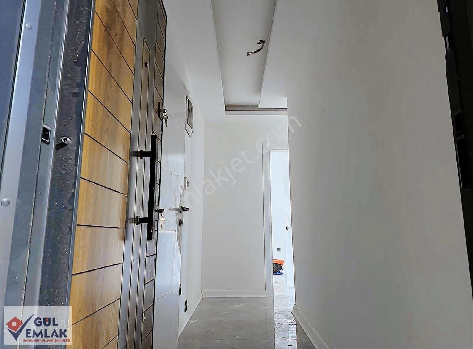 Çarşının Merkezinde 1+1 Kapalı Mutfaklı Lüks Daire - Görsel 6