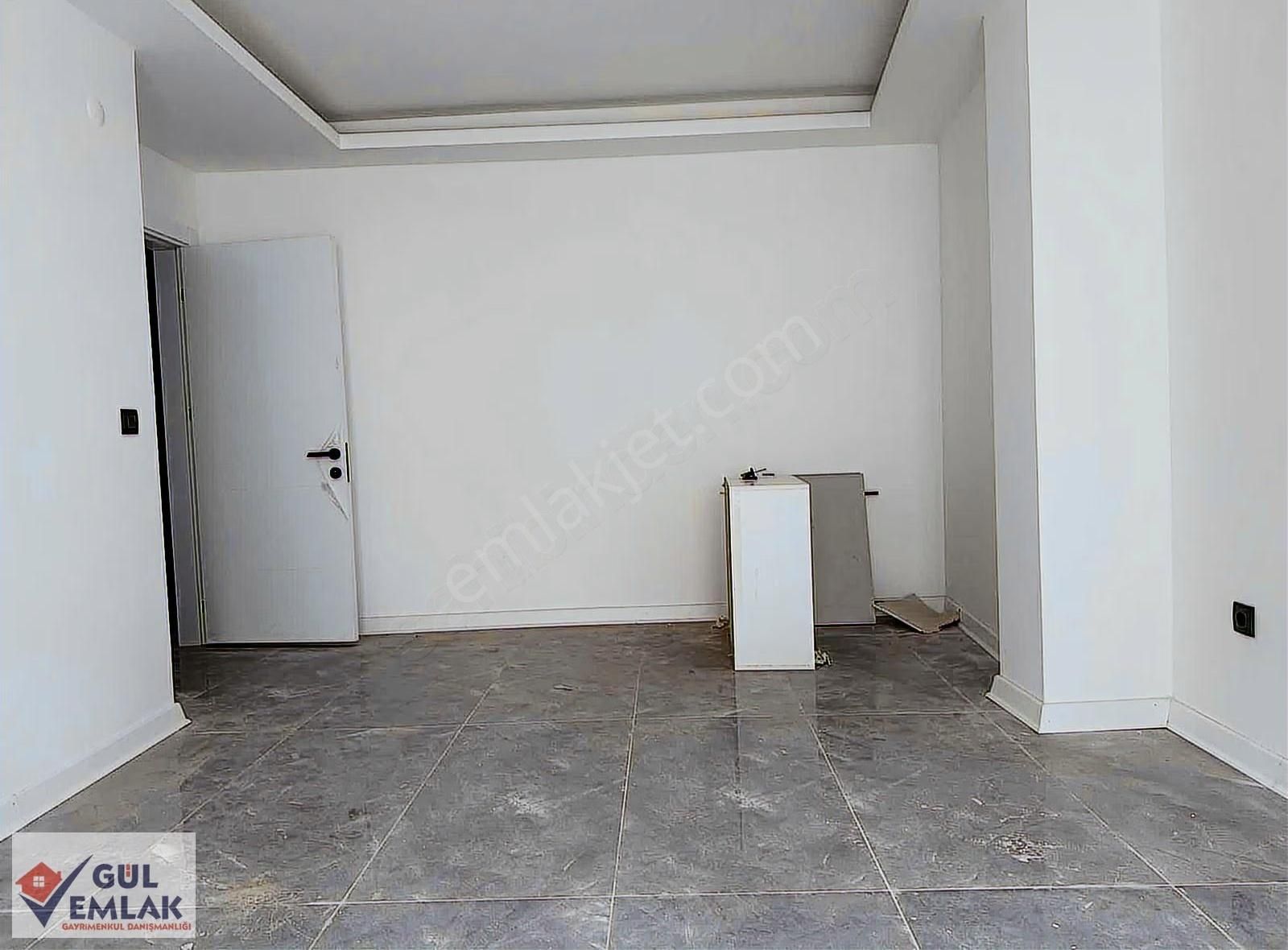 Çarşının Merkezinde 1+1 Kapalı Mutfaklı Lüks Daire - Görsel 10