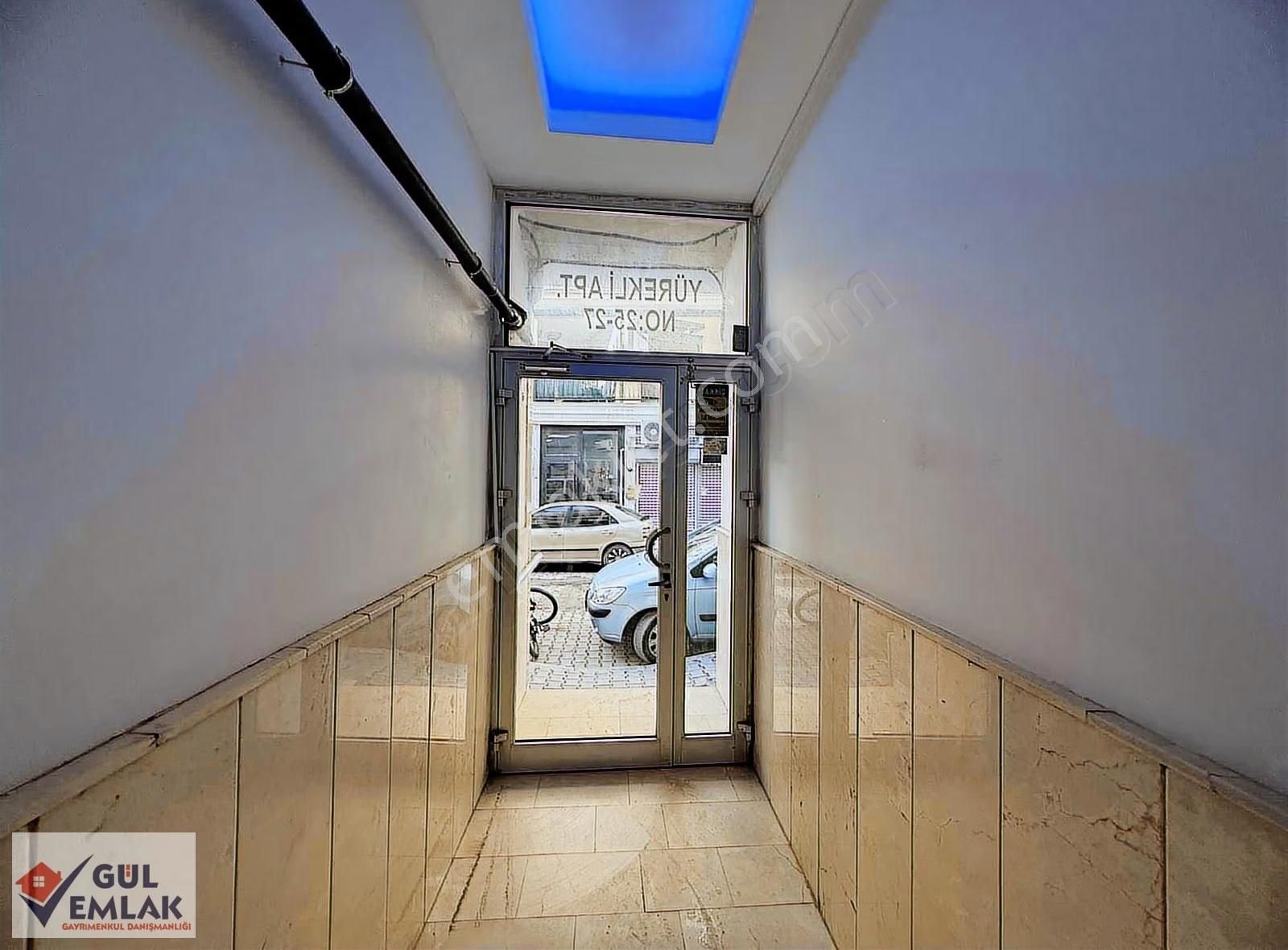 Çarşının Merkezinde 3+1 Geniş Ebeveyn Banyolu Araç Takaslı - Görsel 9