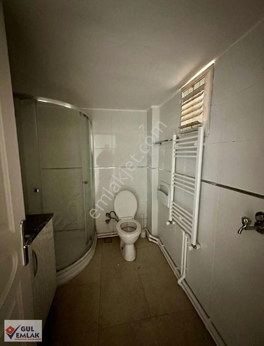Seferihisar Merkezde Cadde Üzeri Konut-işyeri Olarak Kiralık 3+1 - Görsel 2