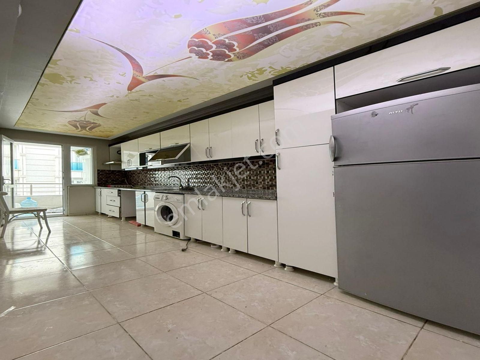 Metrobüse Yakın 3+1 Kiralık Daire Yeni Bina Çift Cephe Geniş M2! - Görsel 7