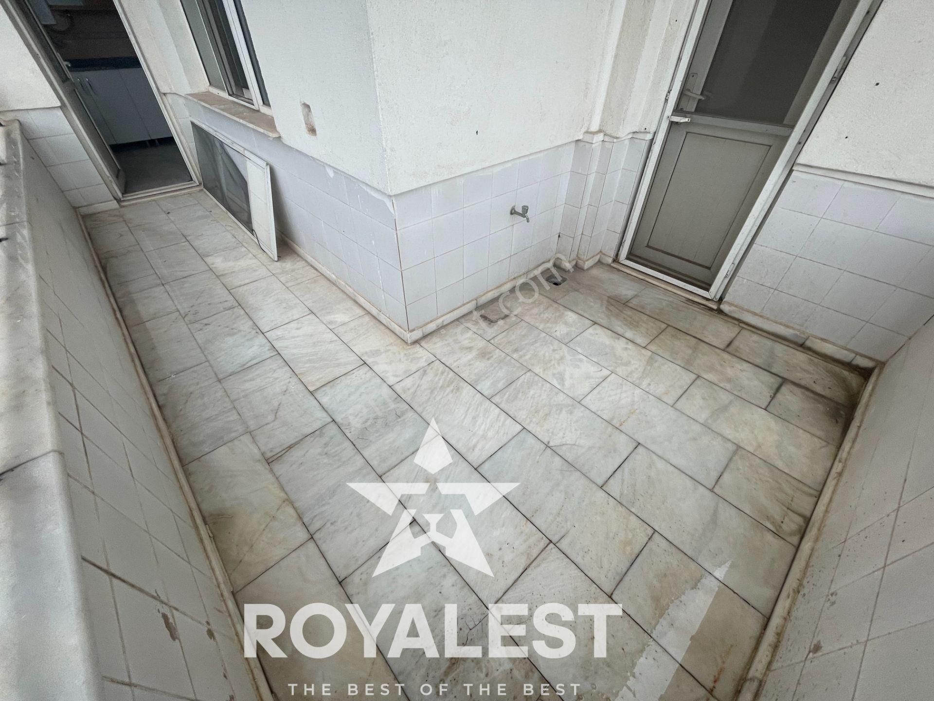 Royalest'ten Çok Acil Şahsi Kilerli Taşınmaya Hazır Önü Açık - Görsel 14