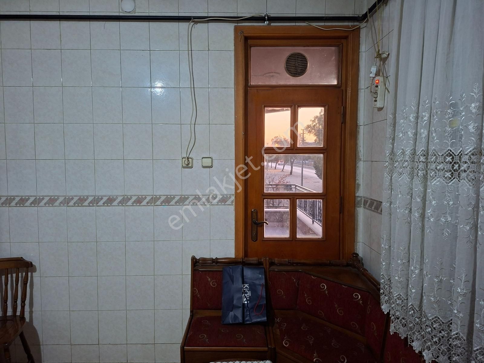 Hüsamettin Çelebi Kanal Boyu 982 M2 Arsa İçerisinde Müstakil Ev - Görsel 13