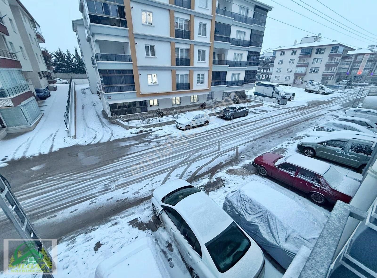 Bağlum Bulvar Yakını 3+1 Bağımsız Ara Kat Geniş M² Fırsat Daire - Görsel 19