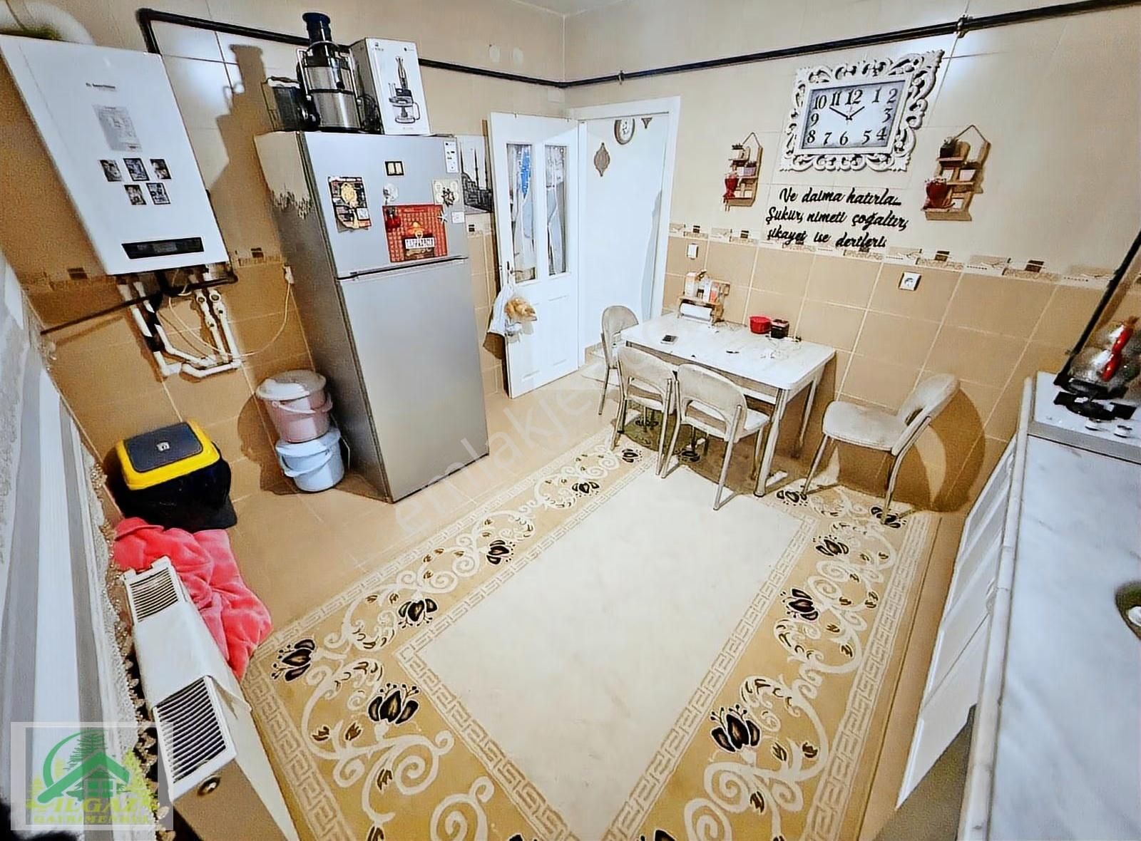 Bağlum Bulvar Yakını 3+1 Bağımsız Ara Kat Geniş M² Fırsat Daire