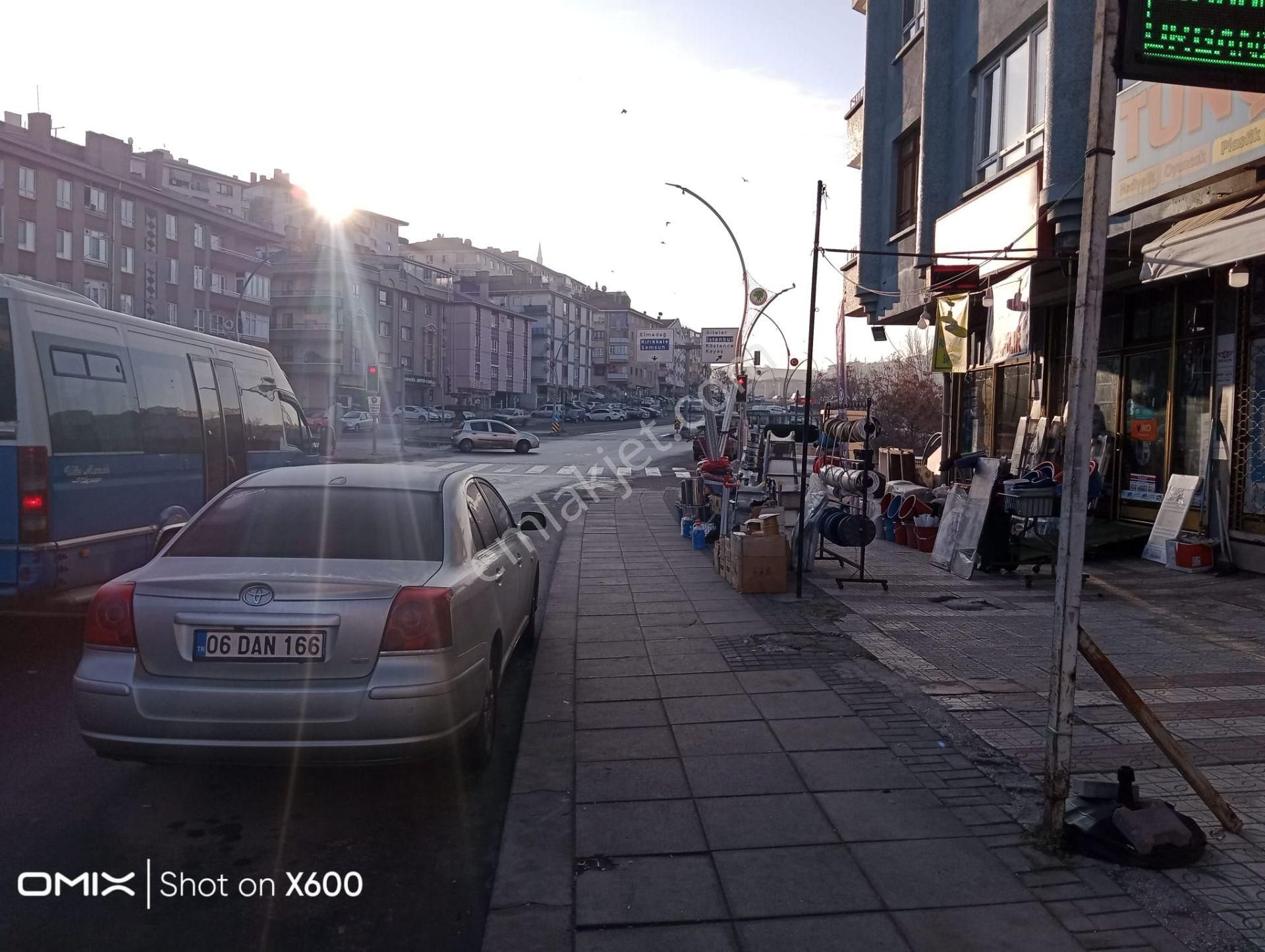Mamak Belediyesi Yakını Satılık 90 M2 Giriş Kat 3+1 Daire - Görsel 20