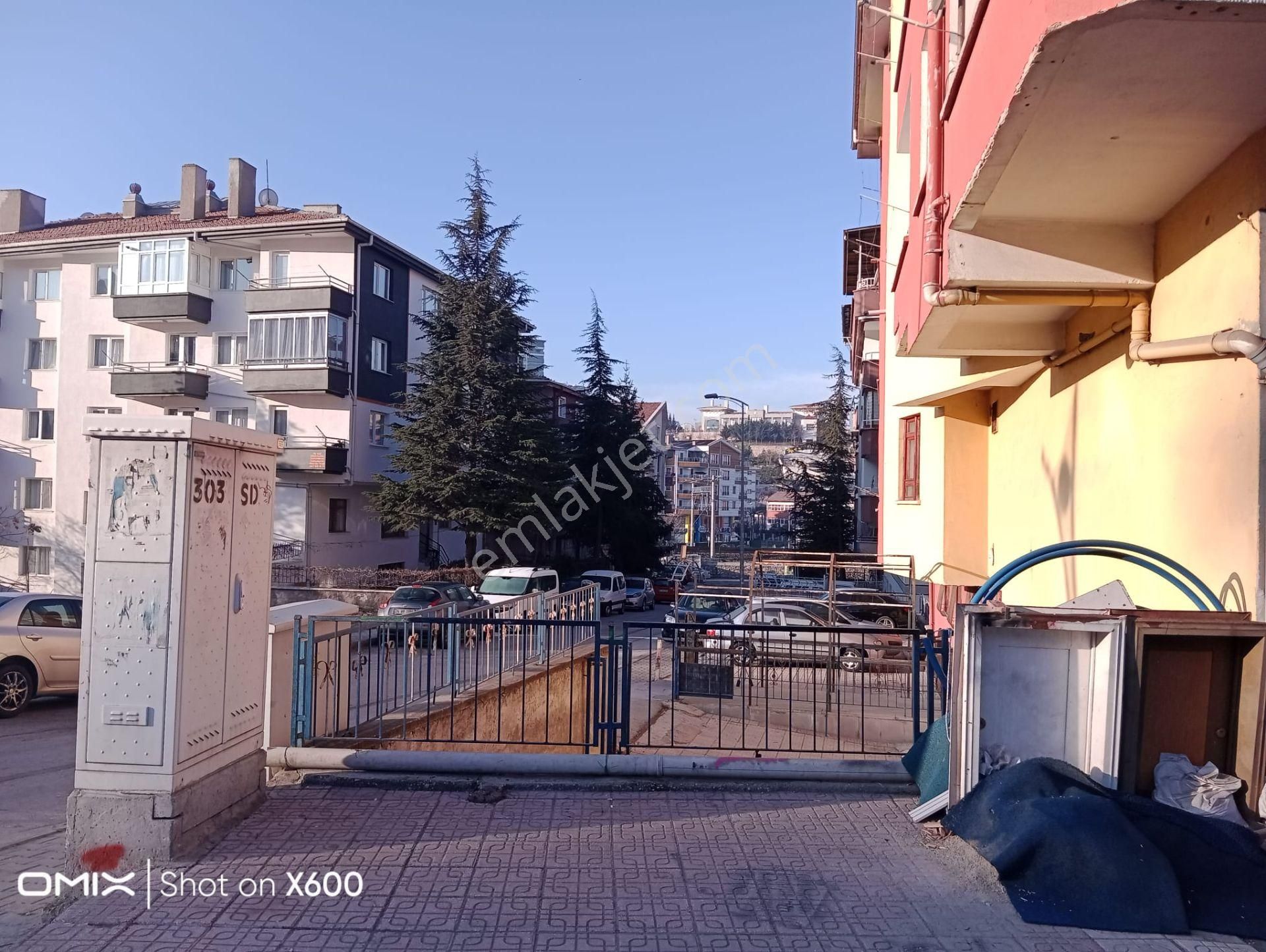 Mamak Belediyesi Yakını Satılık 90 M2 Giriş Kat 3+1 Daire - Görsel 22
