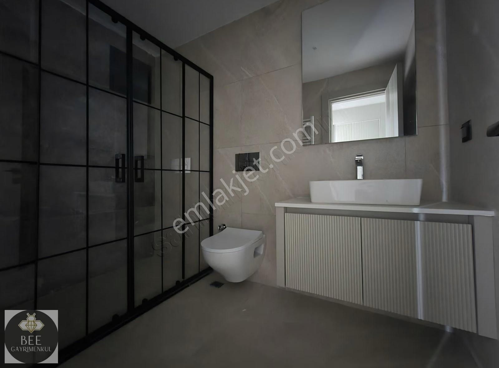 Bee'den Alyan Cadde Nova'da Acil Satılık Sıfır 2+1 - Görsel 9