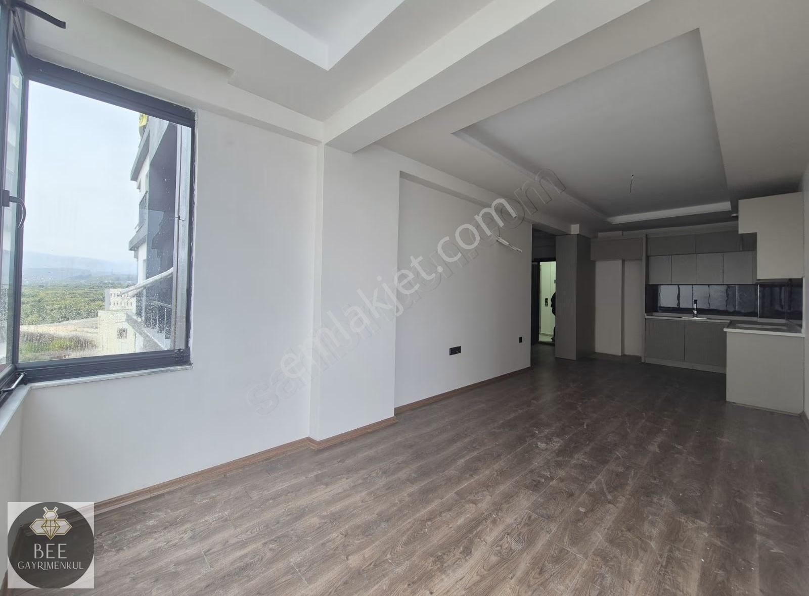 Bee'den Alyan Cadde Nova'da Acil Satılık Sıfır 2+1 - Görsel 6