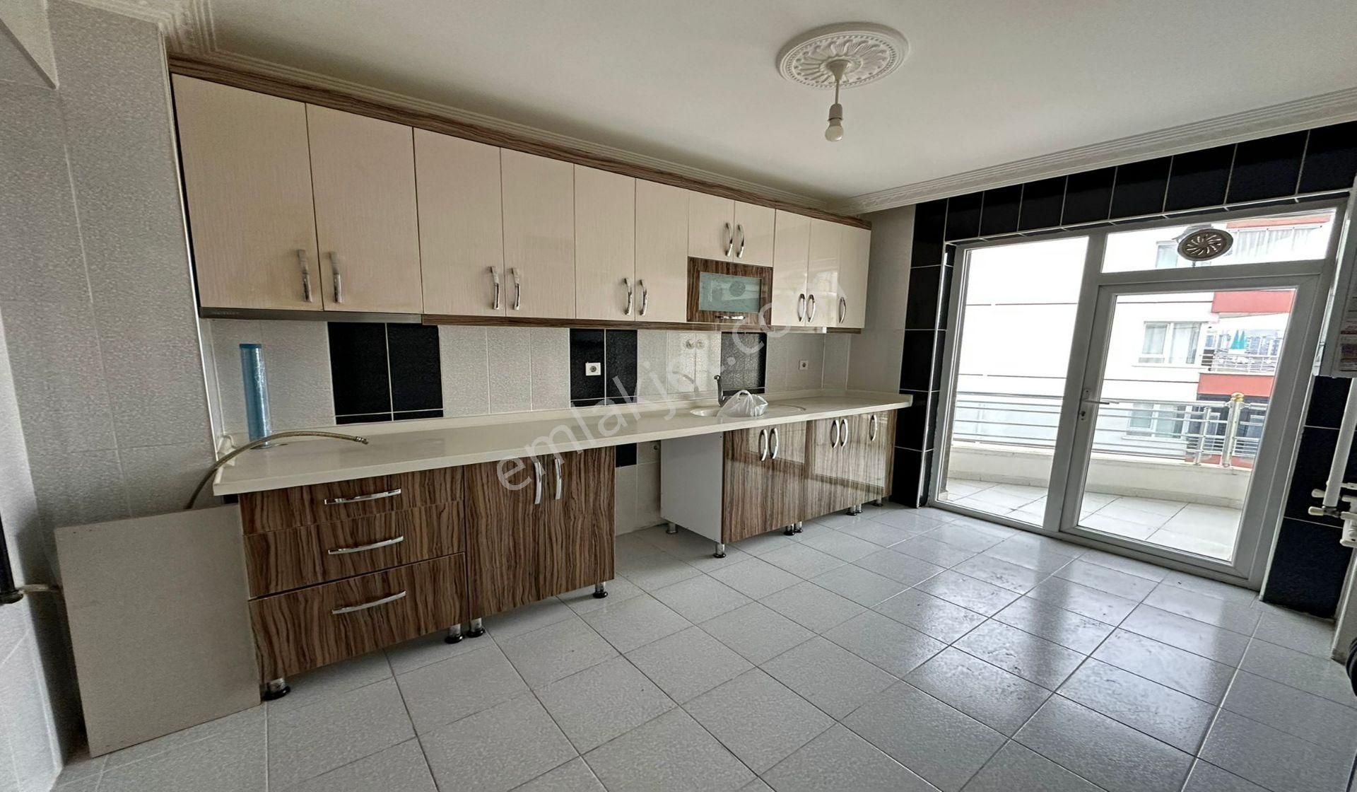 Atapark 540 Cadde Yakını Katta Açık Cepheli 3 Balkonlu Yeni Bina Asansörlü - Görsel 5