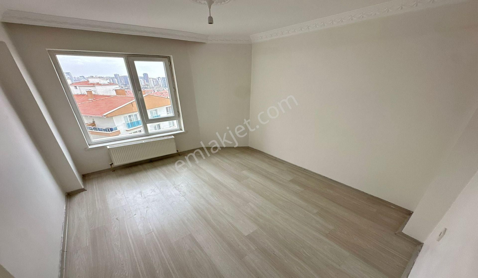 Atapark 540 Cadde Yakını Katta Açık Cepheli 3 Balkonlu Yeni Bina Asansörlü - Görsel 15