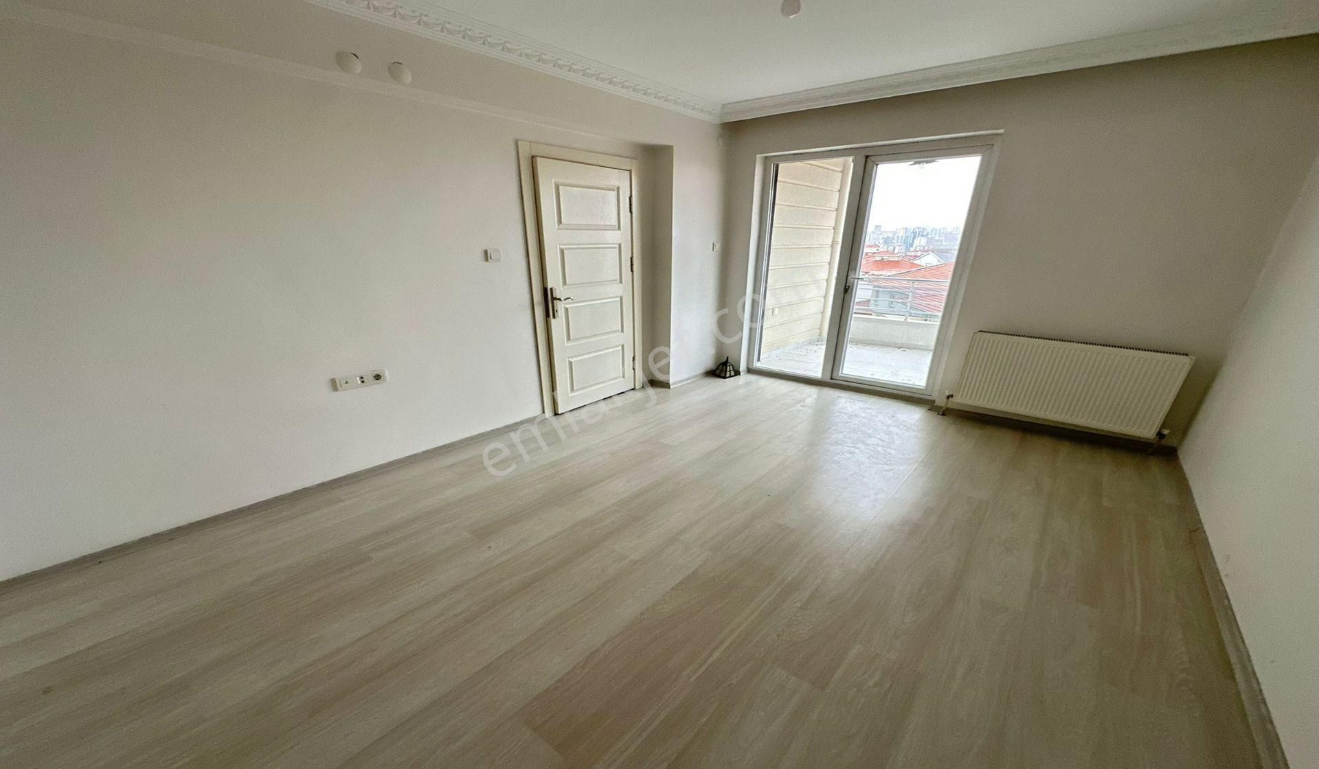 Atapark 540 Cadde Yakını Katta Açık Cepheli 3 Balkonlu Yeni Bina Asansörlü - Görsel 17