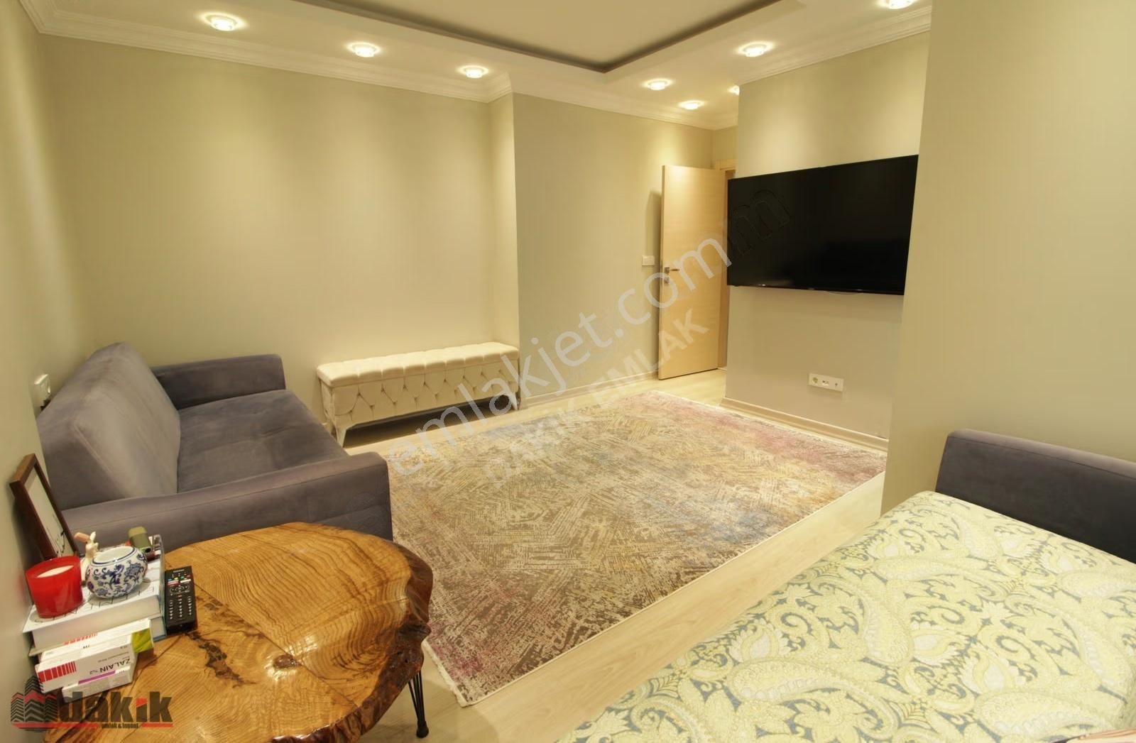 Dakik Emlaktan Geniş Asansörlü 5+1 220m² Teraslı Dublex Daire... - Görsel 14