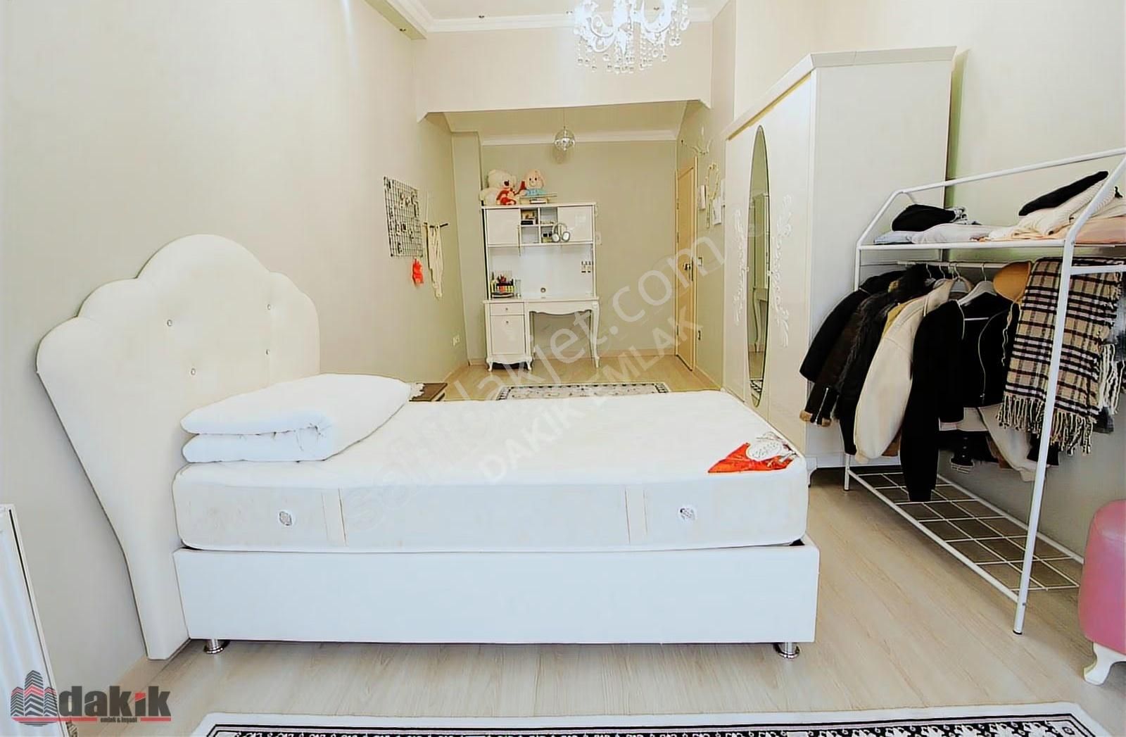 Dakik Emlaktan Geniş Asansörlü 5+1 220m² Teraslı Dublex Daire... - Görsel 10