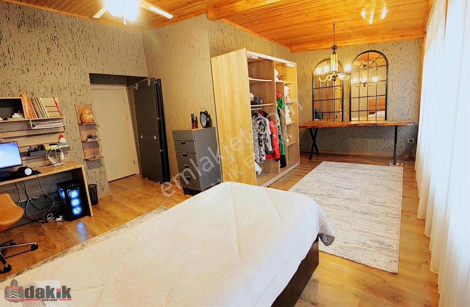 Dakik Emlaktan Geniş Asansörlü 5+1 220m² Teraslı Dublex Daire... - Görsel 24