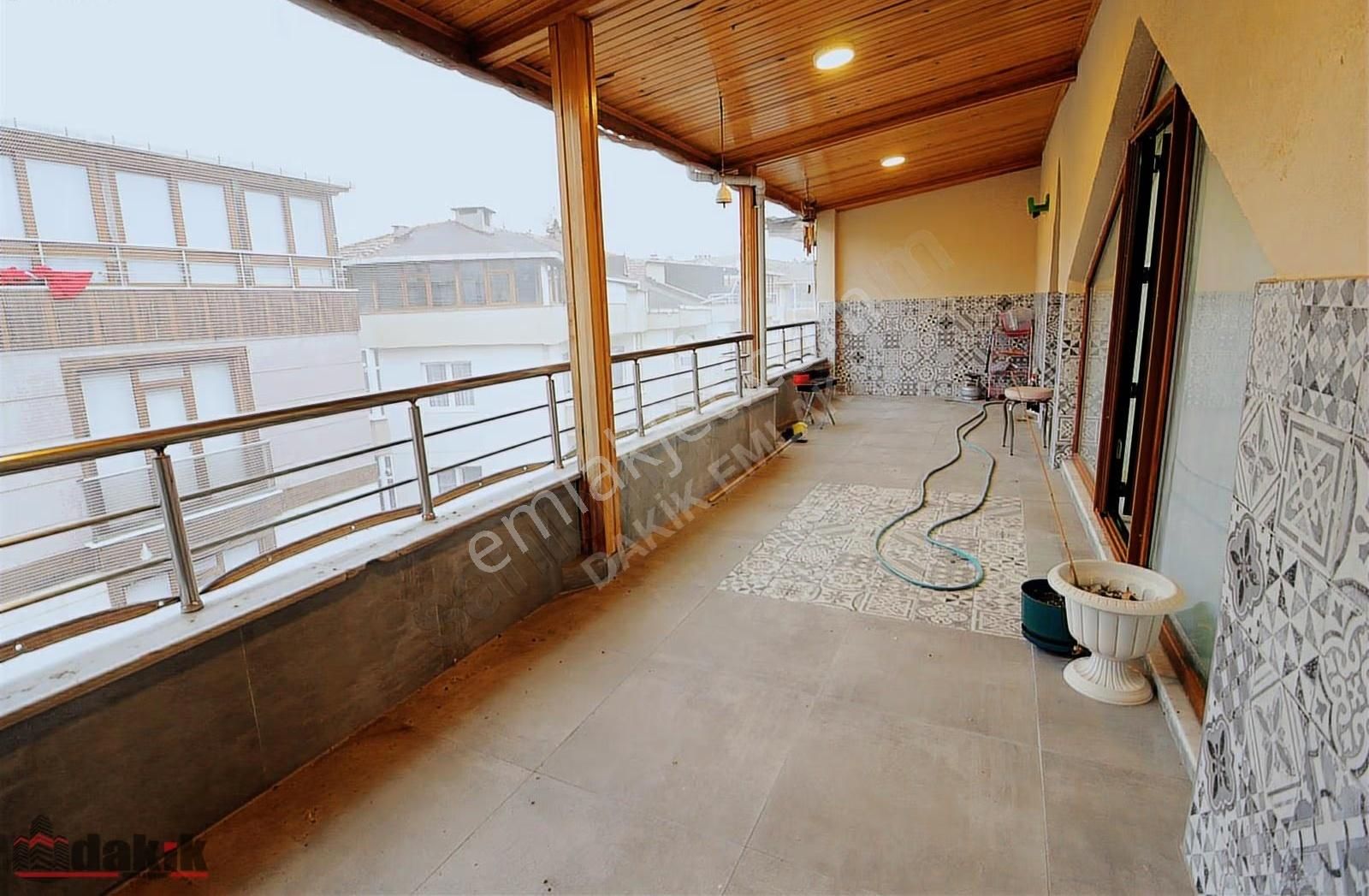 Dakik Emlaktan Geniş Asansörlü 5+1 220m² Teraslı Dublex Daire... - Görsel 16