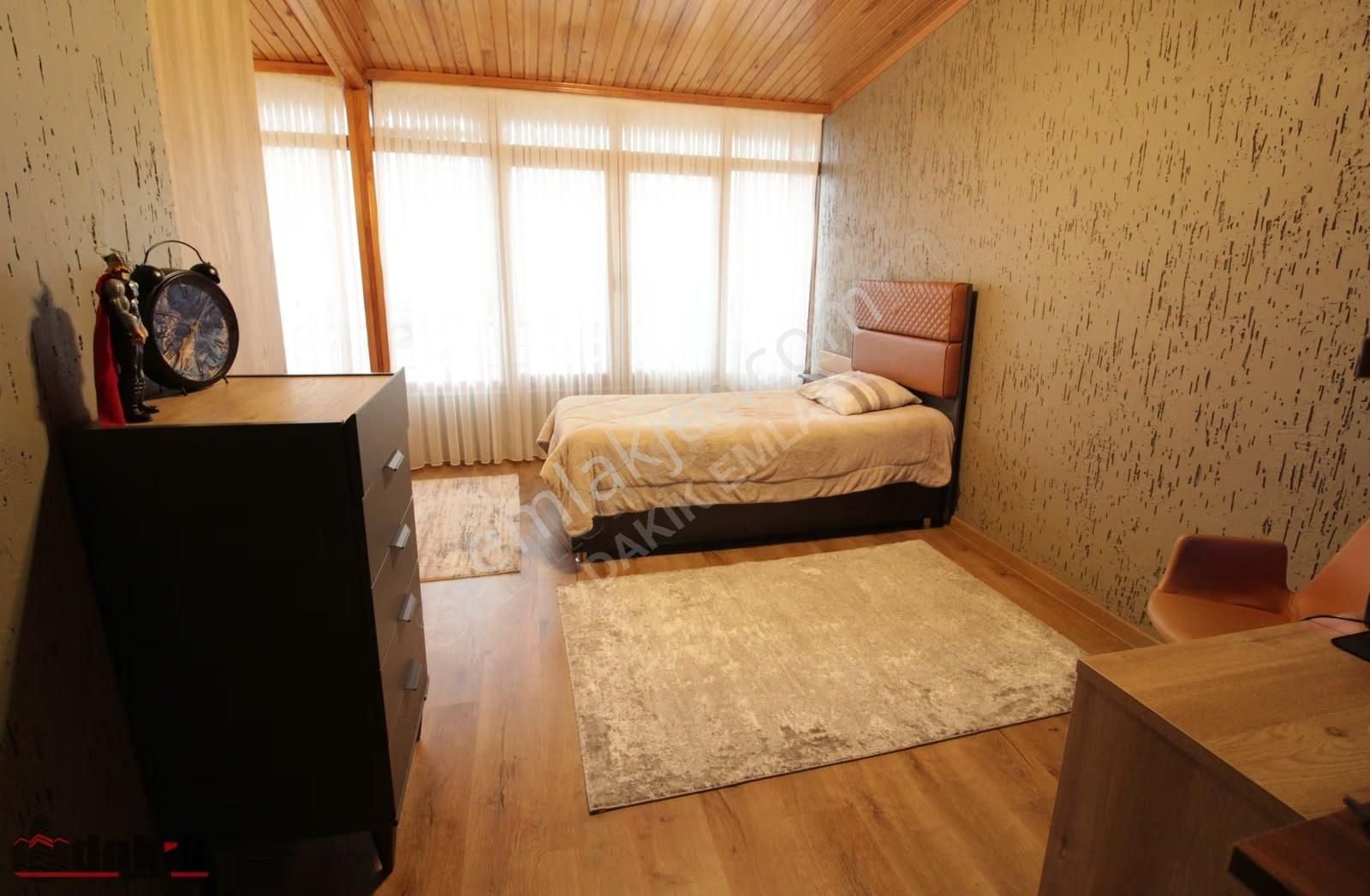 Dakik Emlaktan Geniş Asansörlü 5+1 220m² Teraslı Dublex Daire... - Görsel 29