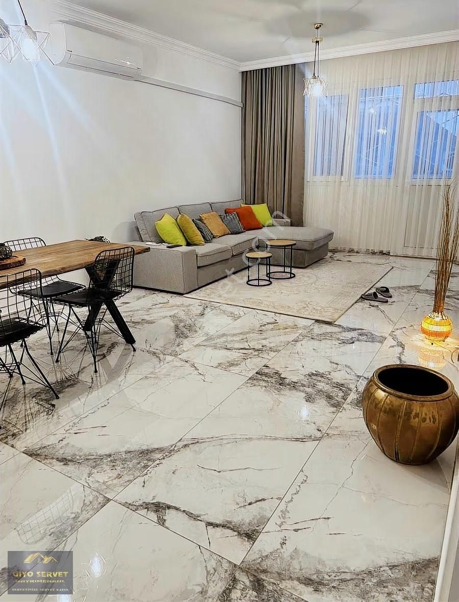 Bayraklı Merkezi Konum Full Yapılı Eşyalı 2+1 Daire