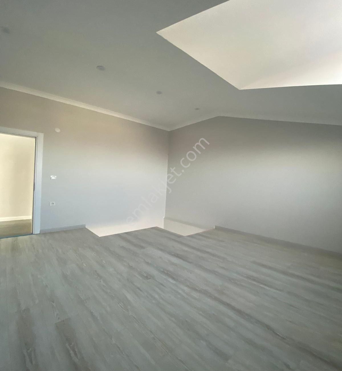 Avcılar Merkezde Ön Cephe Lüx Satılık Dublex - Görsel 18