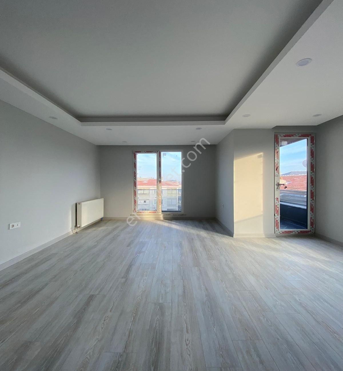 Avcılar Merkezde Ön Cephe Lüx Satılık Dublex