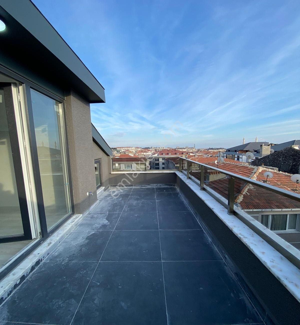 Avcılar Merkezde Ön Cephe Lüx Satılık Dublex - Görsel 10