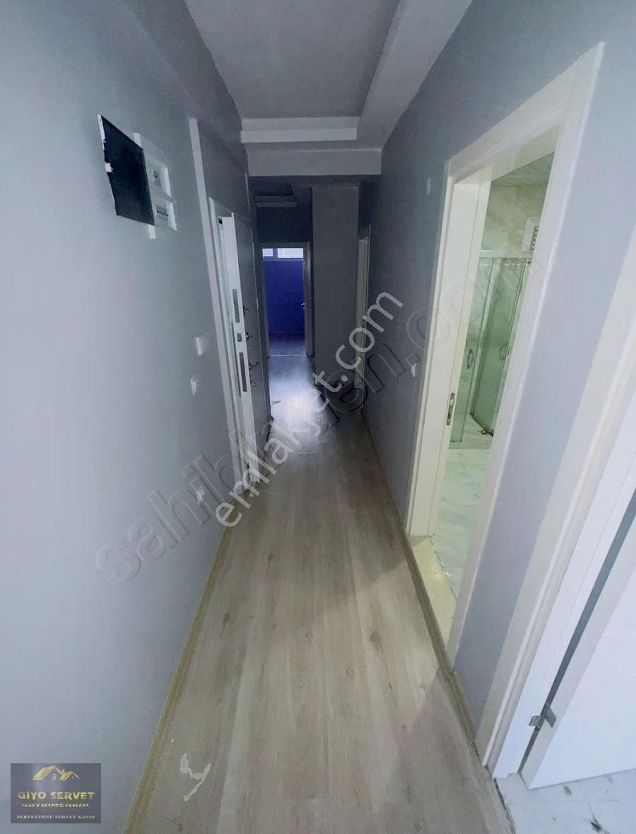 Bayraklı Cengizhan Mahallesi'nde Kiralık 3+1 Geniş Ferah Daire - Görsel 3